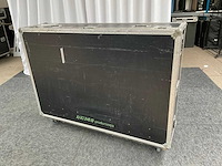Soundcraft mh2 32/4 analoge mengtafel - afbeelding 8 van  8