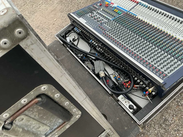 Soundcraft mh2 analoge mengtafel - afbeelding 3 van  4