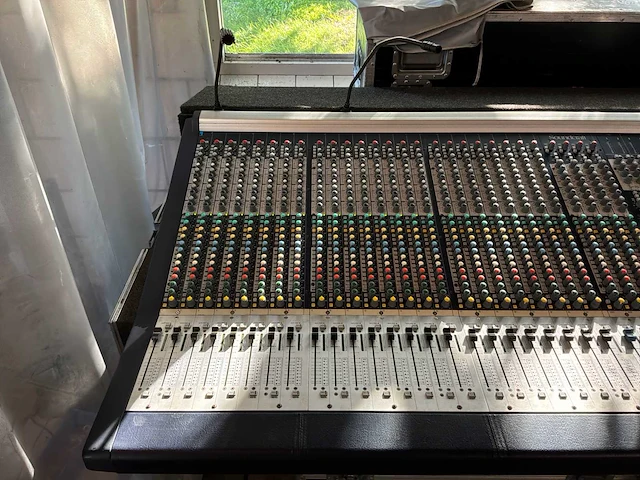 Soundcraft mh3 analoge mengtafel met eq rack - afbeelding 3 van  18