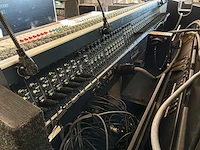 Soundcraft mh3 analoge mengtafel met fx rack en eq rack - afbeelding 10 van  24