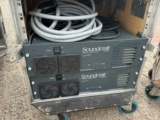 Soundcraft mh3 set analoge mengtafel - afbeelding 6 van  9