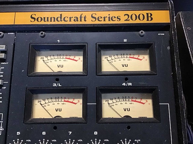 Soundcraft series 200b analoge mengtafel - afbeelding 3 van  4