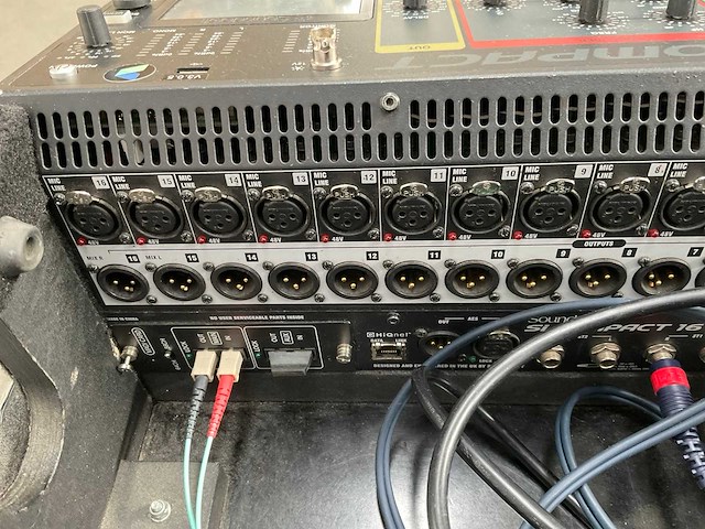 Soundcraft si compact 16 analoge mengtafel - afbeelding 6 van  9