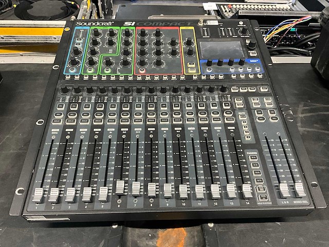 Soundcraft si compact 16 digitale mengtafel - afbeelding 1 van  7