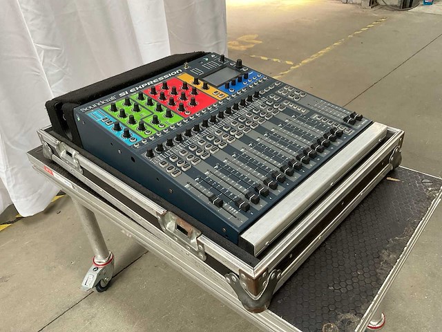 Soundcraft si expression 1 digitale mengtafel - afbeelding 2 van  5