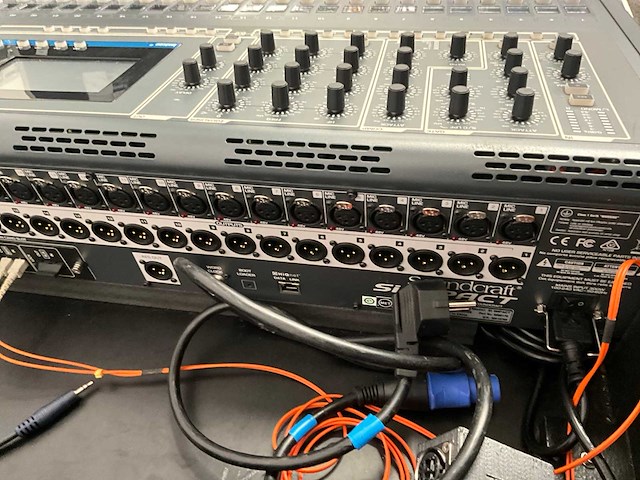 Soundcraft si impact digitale mengtafel - afbeelding 8 van  10