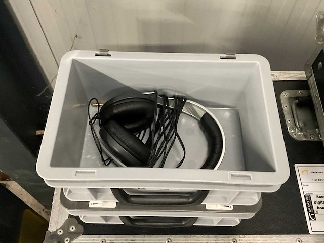 Soundcraft vi1 digitale mengtafel set - afbeelding 7 van  17