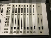 Soundcraft vi1 digitale mengtafel set - afbeelding 14 van  17
