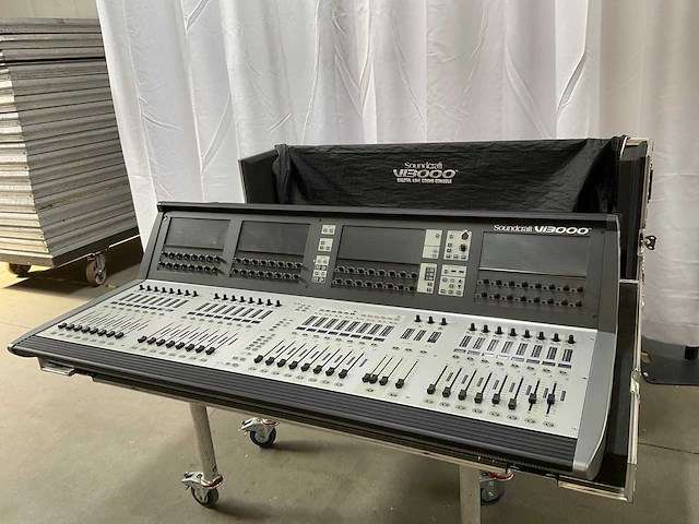 Soundcraft vi3000 digitale mengtafel - afbeelding 6 van  12