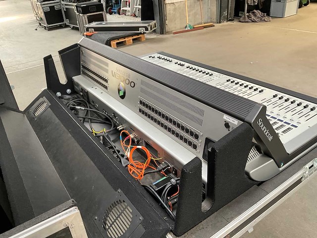 Soundcraft vi3000 digitale mengtafel - afbeelding 8 van  12