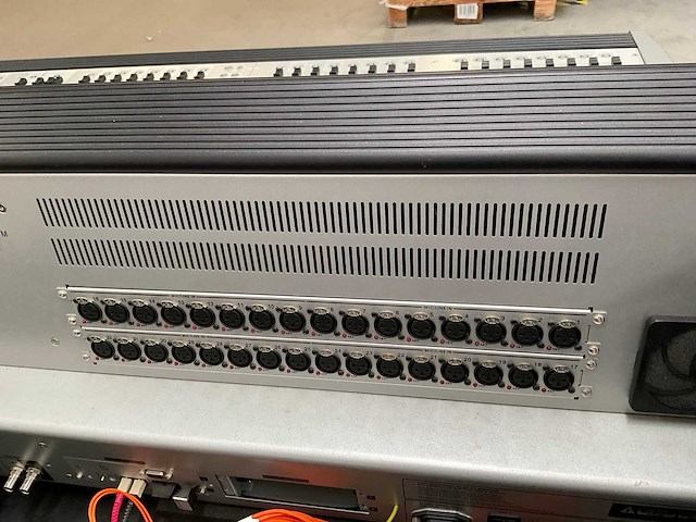 Soundcraft vi3000 digitale mengtafel - afbeelding 10 van  12