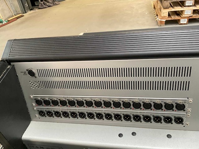 Soundcraft vi3000 digitale mengtafel - afbeelding 11 van  12