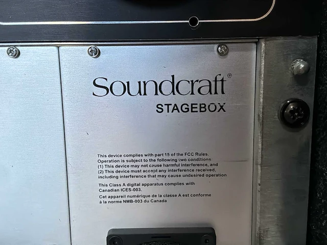 Soundcraft vi400 digitale mengtafel met stagebox - afbeelding 19 van  21