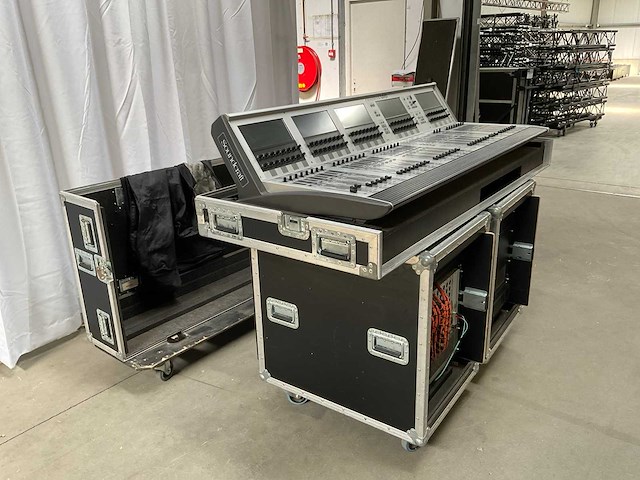 Soundcraft vi600 digitale mengtafel - afbeelding 6 van  13