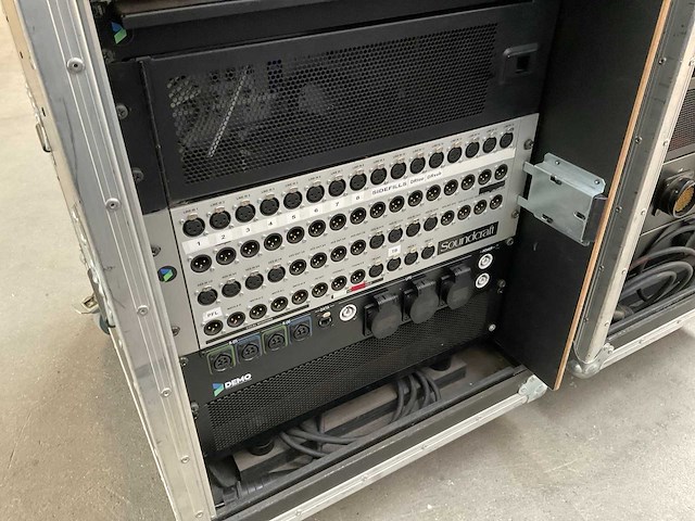 Soundcraft vi600 digitale mengtafel - afbeelding 4 van  14