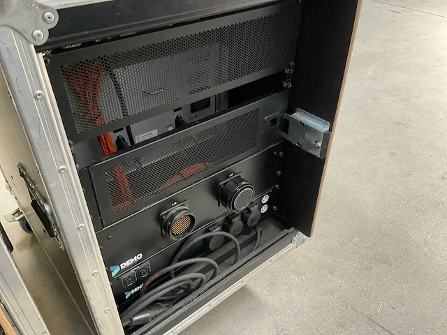 Soundcraft vi600 digitale mengtafel - afbeelding 5 van  14