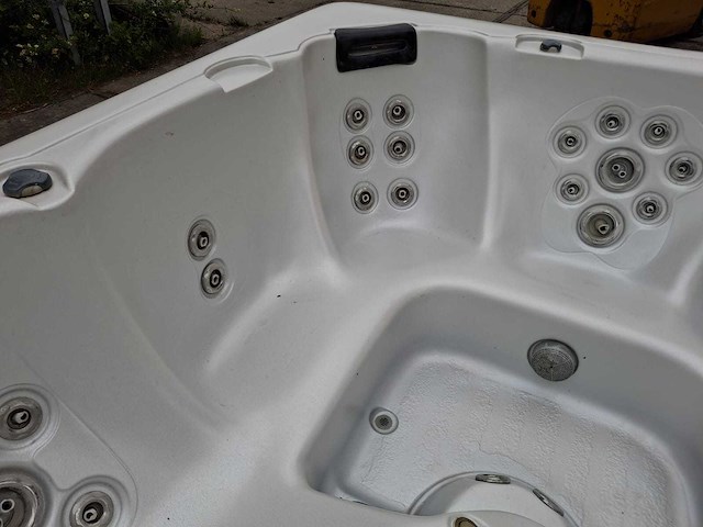 South seas spa 6 persoons jacuzzi en buitenspa - afbeelding 4 van  29