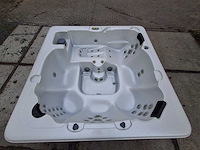 South seas spa 6 persoons jacuzzi en buitenspa - afbeelding 1 van  29
