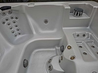 South seas spa 6 persoons jacuzzi en buitenspa - afbeelding 15 van  29