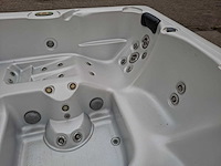 South seas spa 6 persoons jacuzzi en buitenspa - afbeelding 28 van  29
