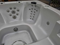 South seas spa 6 persoons jacuzzi en buitenspa - afbeelding 27 van  30