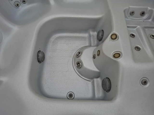 South seas spa 6 persoons jacuzzi en buitenspa - afbeelding 3 van  30