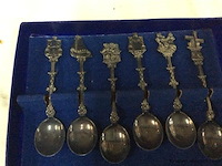 Souvenierlepeltjes in box verzilverd - afbeelding 2 van  2
