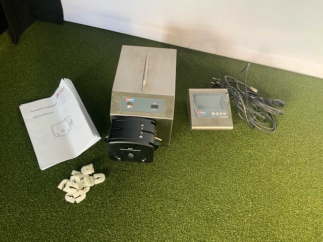 Sp1 peristaltische pomp met spc controller - afbeelding 2 van  7