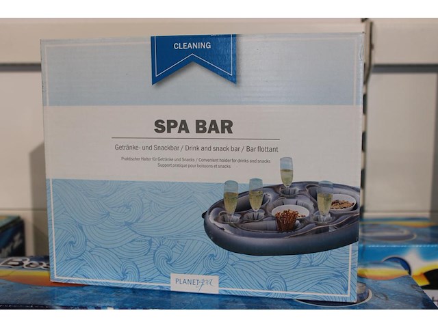 Spa bar cleaning. - afbeelding 1 van  2