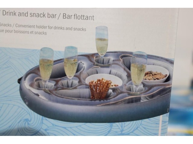Spa bar cleaning. - afbeelding 2 van  2