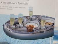 Spa bar cleaning. - afbeelding 2 van  2