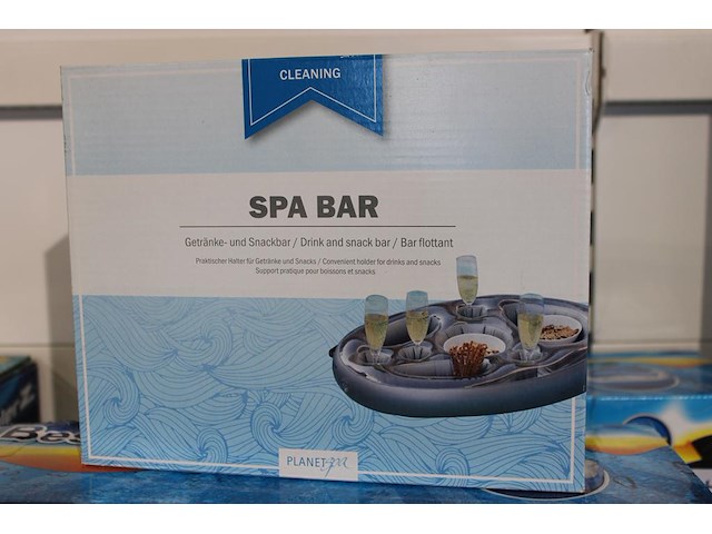 Spa bar cleaning. - afbeelding 1 van  2