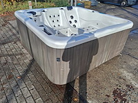 Spa net 5 persoons jacuzzi en buitenspa - afbeelding 20 van  30