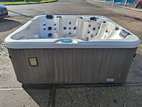 Spa net 5 persoons jacuzzi en buitenspa - afbeelding 11 van  30