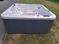 Spa net 5 persoons jacuzzi en buitenspa - afbeelding 15 van  25