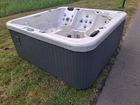 Spa net 5 persoons jacuzzi en buitenspa - afbeelding 14 van  19