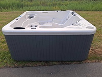 Spa net 5 persoons jacuzzi en buitenspa - afbeelding 15 van  19