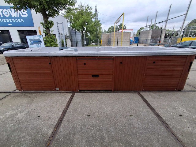 Spa power 15 persoons dubbele cabine zwemspa, jacuzzi en buitenspa - afbeelding 46 van  54