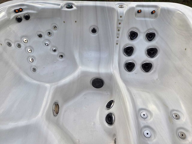 Spa power 6 persoons jacuzzi en buitenspa - afbeelding 4 van  31