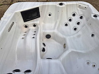 Spa power 6 persoons jacuzzi en buitenspa - afbeelding 9 van  31