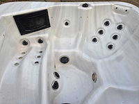 Spa power 6 persoons jacuzzi en buitenspa - afbeelding 11 van  31