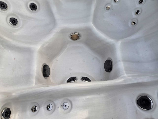 Spa power 6 persoons jacuzzi en buitenspa - afbeelding 30 van  31