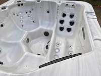 Spa power 6 persoons jacuzzi en buitenspa - afbeelding 19 van  31