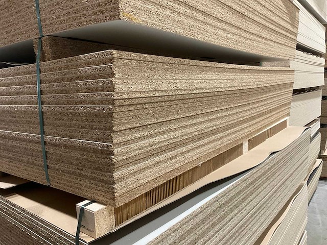 Spaanplaat 2100x1645x16mm (24x) - afbeelding 4 van  5