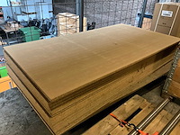 Spaanplaat 223x120x2,4cm (22x) - afbeelding 1 van  3