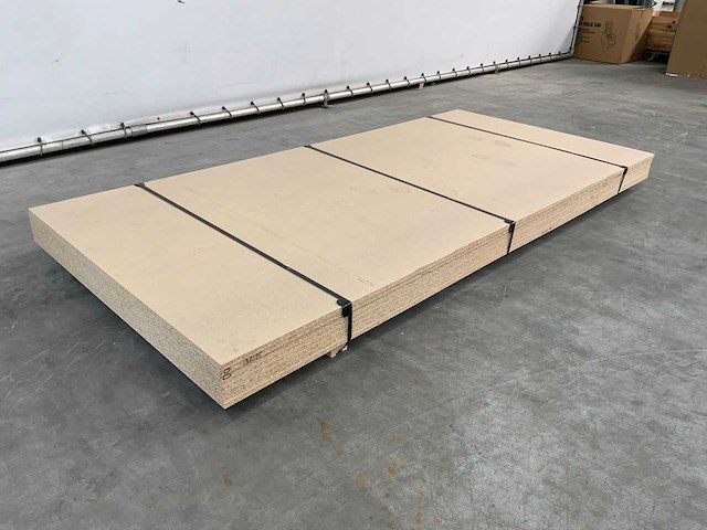 Spaanplaat 2750x1305x18mm (8x) - afbeelding 1 van  7