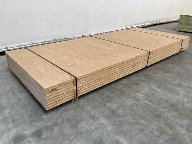 Spaanplaat 3055x1300x18mm (8x) - afbeelding 3 van  7