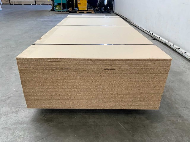 Spaanplaat 3060x1305x18mm (33x) - afbeelding 2 van  7