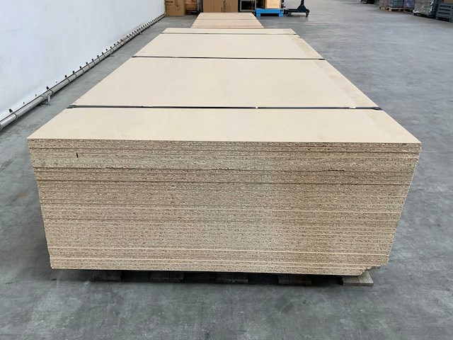 Spaanplaat 3060x1305x18mm (33x) - afbeelding 3 van  7