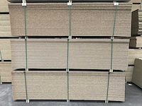 Spaanplaat groen 16.5mm 3050x1310mm 2tg (24x) - afbeelding 1 van  4